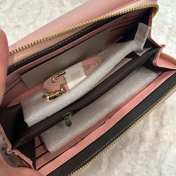 Ale hop Keep Smiling Ale Hop Mauve Pink Wallet and detachable chain strap new - Picture 7 of 7